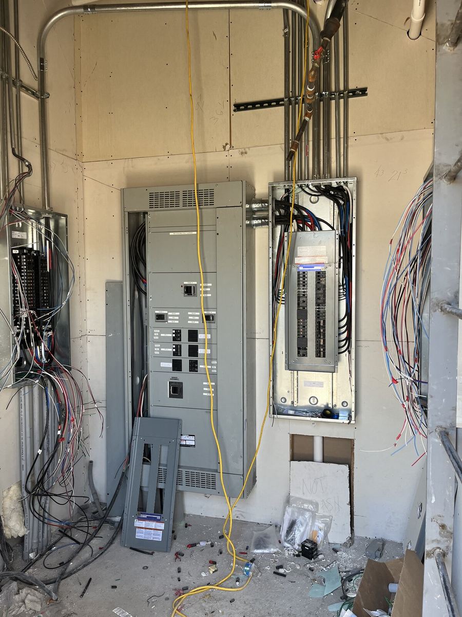 600 amp panel cabinet for Cafe Rio restaurant